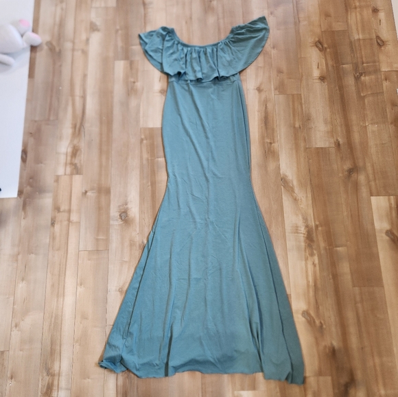 Maternity Dress - Picture 1 of 2